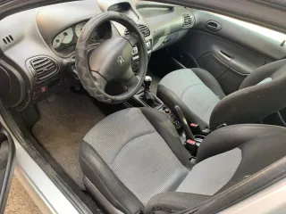 Peugeot 206 2003