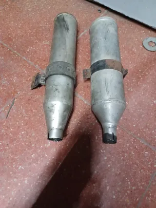 Silenciosos de moto varios