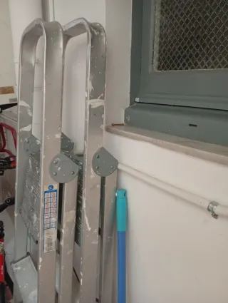 Escalera aluminio 1,75m