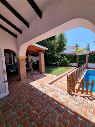 Chalet en alquiler en Lomas de Marbella Club - Puente Romano en Marbella
