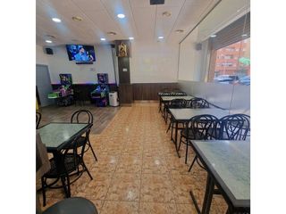 Local comercial en venta en Plaça Catalunya en Prat de Llobregat, El