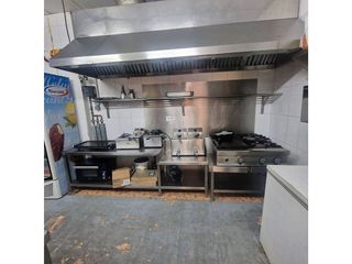 Local comercial en venta en Plaça Catalunya en Prat de Llobregat, El