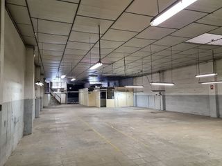 Nave industrial en alquiler en Gràcia en Sabadell