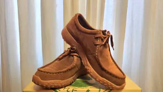 Zapatos Panama Jack Marrones