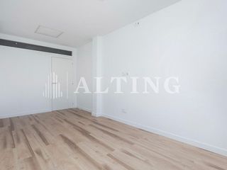 Oficina en venta en La Maternitat i Sant Ramon en Barcelona