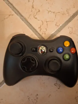 Xbox 360 con giochi e accessori