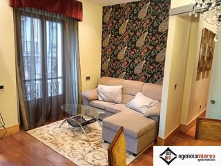 Piso en alquiler en Centro en Gijón