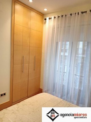 Piso en alquiler en Centro en Gijón