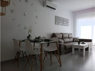 Casa adosada en venta en La Siesta - El Salado - Torreta en Torrevieja