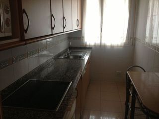 Piso en alquiler en Portillejo - Valdegastea en Logroño