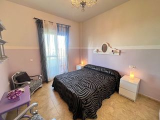 Casa adosada en alquiler en Lebrija