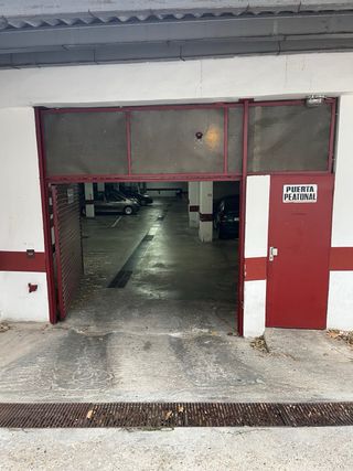 Alquiler plaza de garaje Avda. Almozara 50