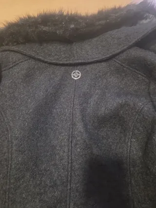 Abrigo negro mujer talla M con pelo