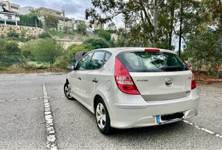 Hyundai i30 2011