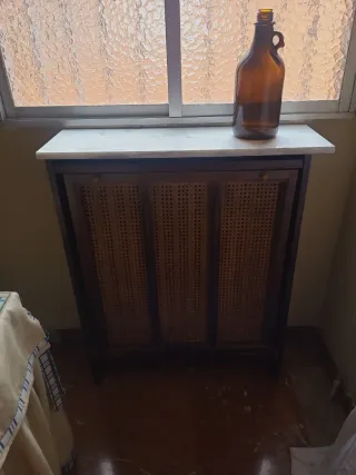 2  Cubrradiadores mármol y madera