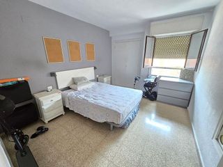 Piso en venta en Carolinas Altas en Alicante