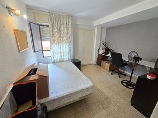 Piso en venta en Carolinas Altas en Alicante