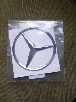 Insignia Mercedes-Benz Estrella Cromada