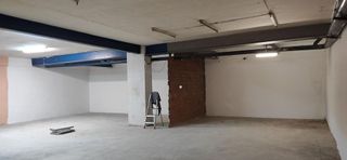 Local comercial en alquiler en Fondo en Santa Coloma de Gramanet