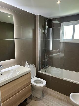 Casa adosada en alquiler en Los Naranjos - Las Brisas en Marbella