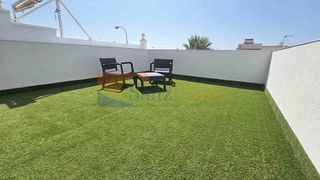 Casa adosada en venta en La Siesta - El Salado - Torreta en Torrevieja