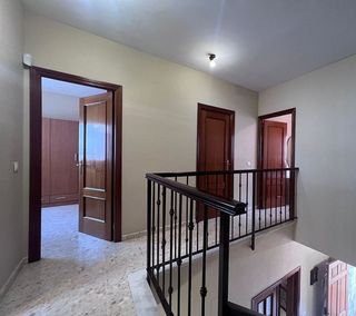 Casa adosada en venta en Lucena