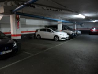 Garaje en venta en Vilapicina i la Torre Llobeta en Barcelona