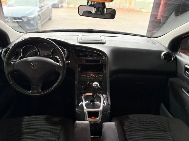 Peugeot 5008 2010