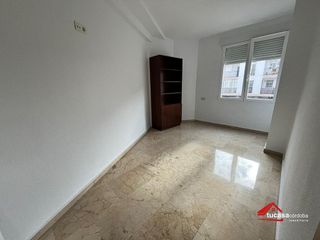 Piso en alquiler en Ollerías - San Cayetano en Córdoba