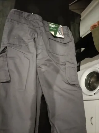 Pantalón de trabajo gris talla 48 forrado