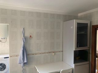 Piso en alquiler en Los Ángeles - Cruz de Caravaca en Almería