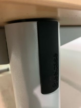 Mesa de oficina Steelcase regulable en altura