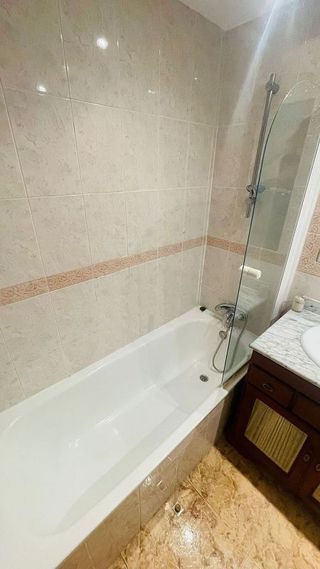 Piso en alquiler en Zona Norte en Estepona