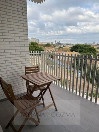 Piso en alquiler en Fonteta de Sant Lluís en Valencia