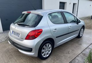 Peugeot 207 2006