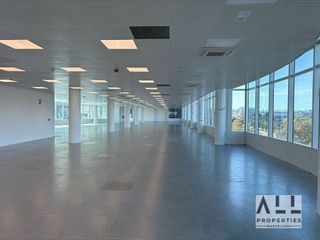 Oficina en alquiler en La Barceloneta en Barcelona