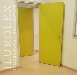 Local comercial en venta en Cerdanyola en Mataró