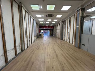 Local comercial en alquiler en La Prosperitat en Barcelona