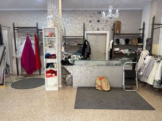 Local comercial en alquiler en Plaça Catalunya en Prat de Llobregat, El