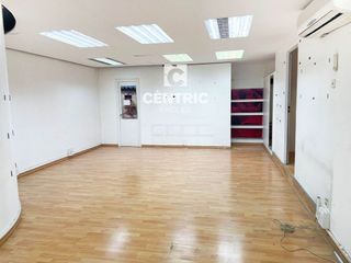 Local comercial en alquiler en Barri del Centre en Terrassa