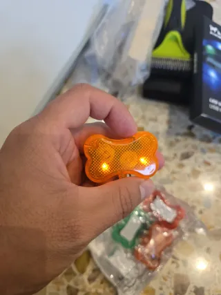 Hueso Luminoso para Perros (6 Piezas)