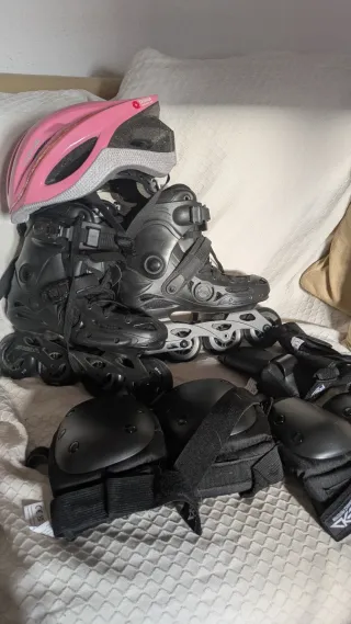 Patines en línea y equipo de protección