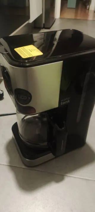 Cafetera Cecotec Negra