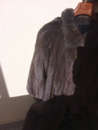 Abrigo lomos visón sintético