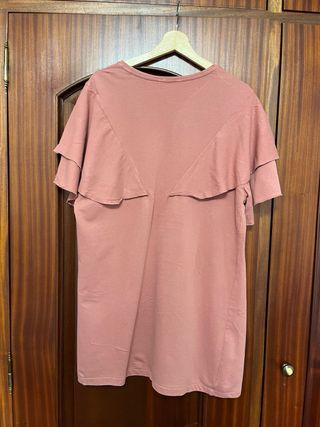 Vestido rosa com folhos