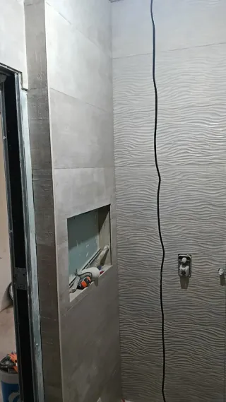 Maestro Alicatador y Solador