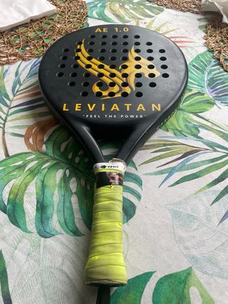 Pala de pádel Leviatan AE 1.0
