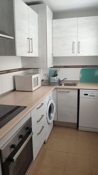 Piso en alquiler en Parque Victoria Eugenia en Málaga