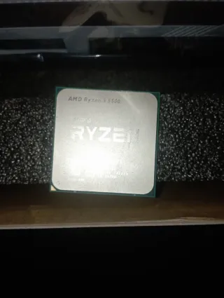 Grafica 3060 Ti + Ryzen 5 5500 + 16GB RAM