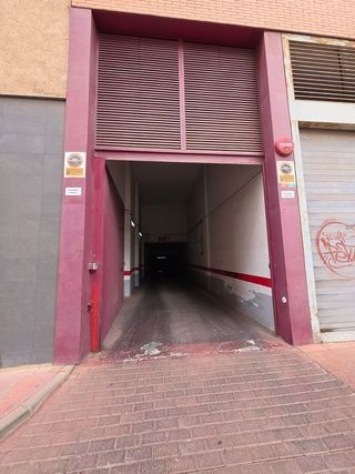 Garaje en venta en San Luis en Almería